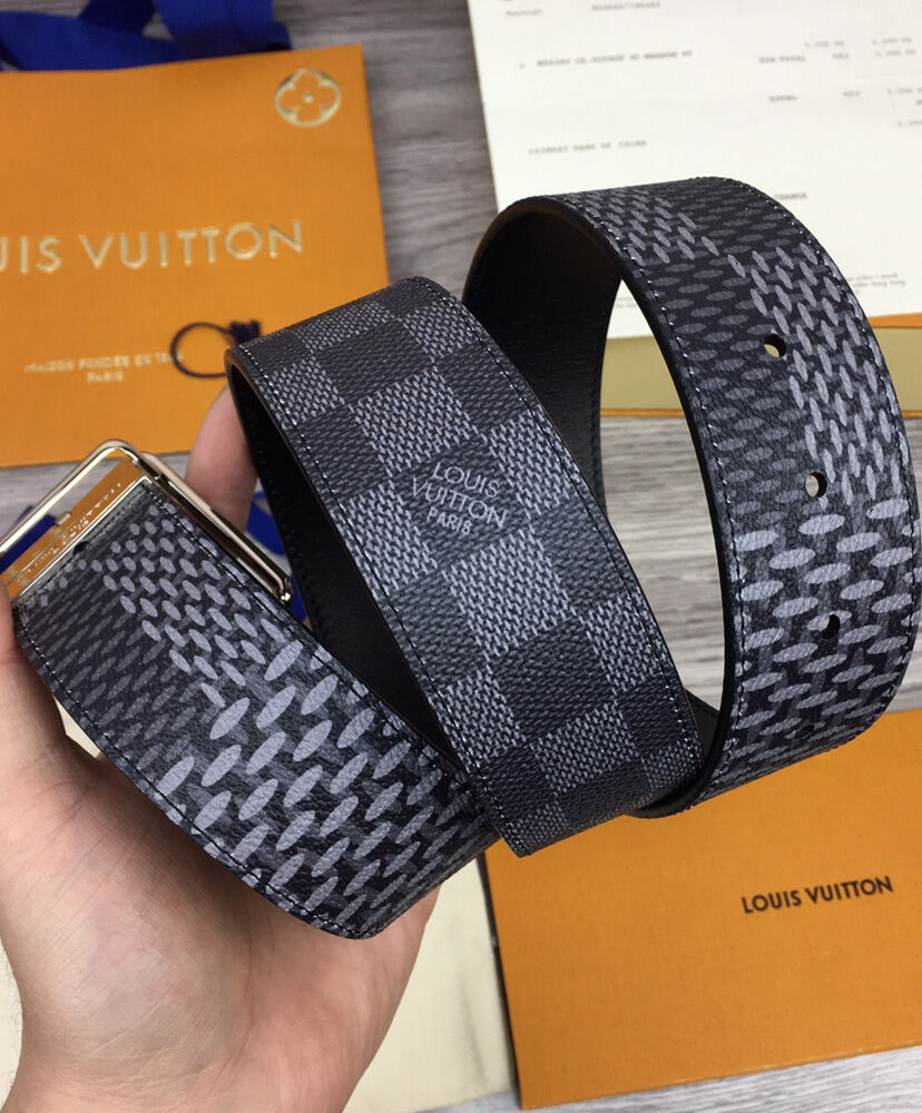 Louis Vuitton Belt LV Initiales 40mm Black