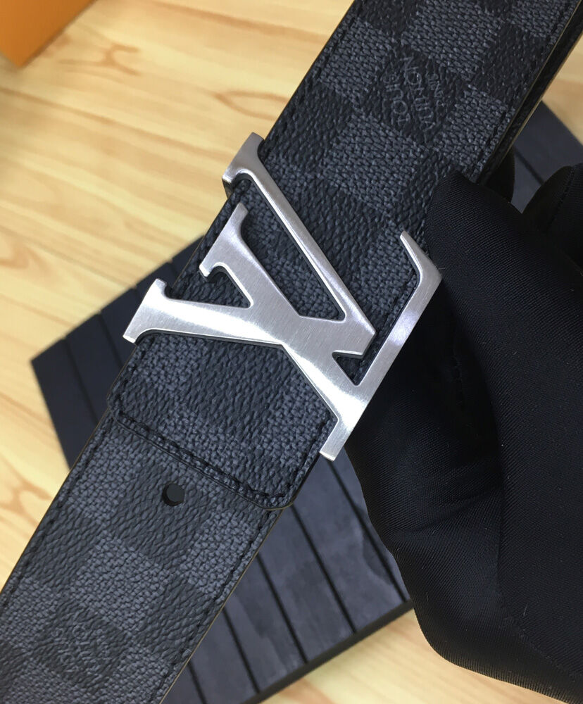 Louis Vuitton Belt LV Initiales 40mm Black