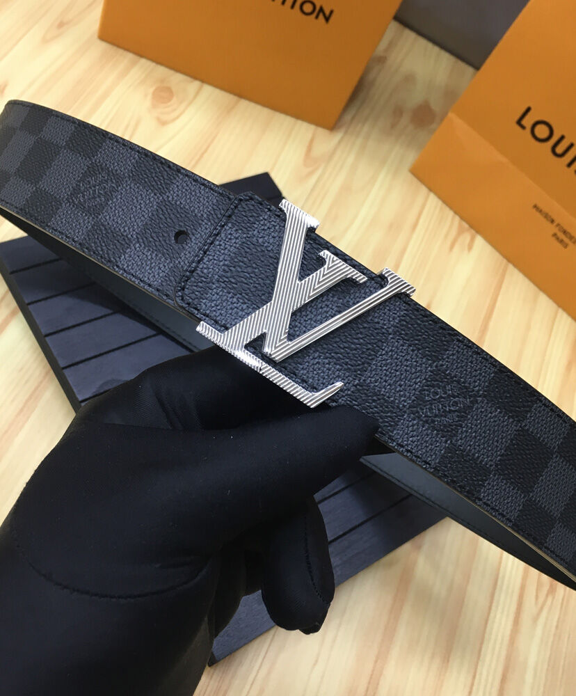 Louis Vuitton Belt LV Initiales 40mm Black