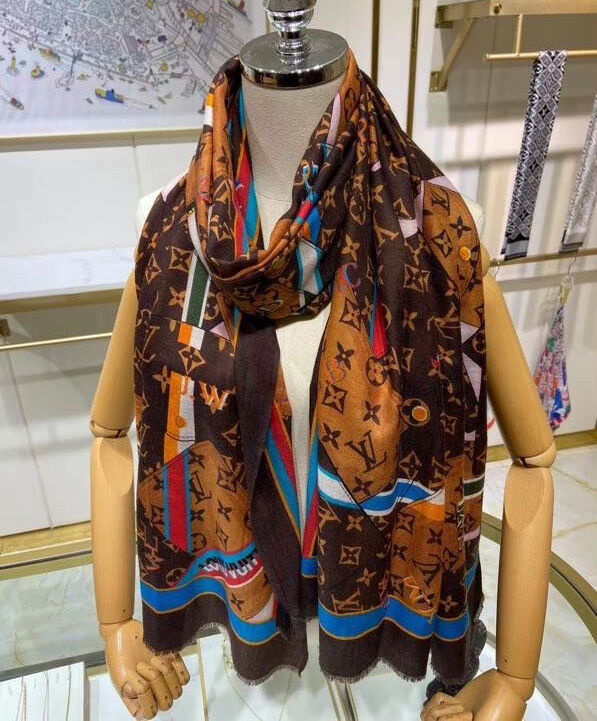 Louis Vuitton Scarf Women s Personally LV 70 Long Square Coffee