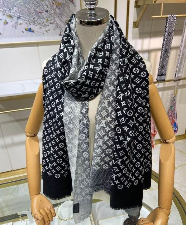 Louis Vuitton Scarf Women s Denim Gradient Long Scarf Black