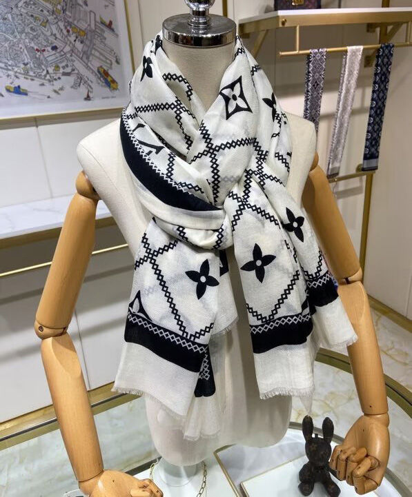 Louis Vuitton Scarf Women s Crosillon Scarf White