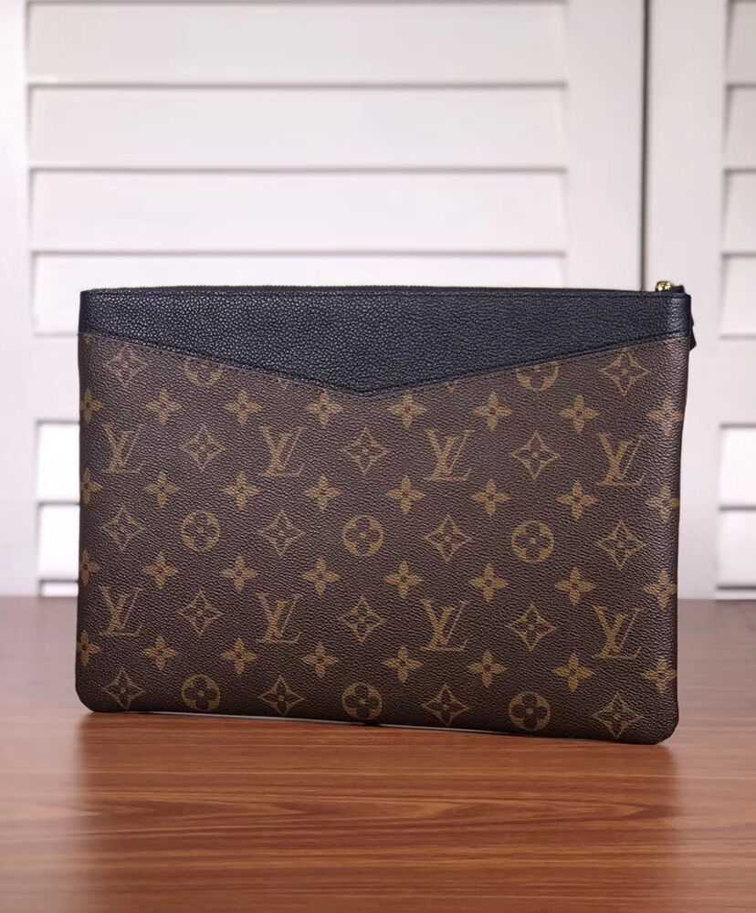 Louis Vuitton Daily Pouch M62048 M64590 M64591 Black