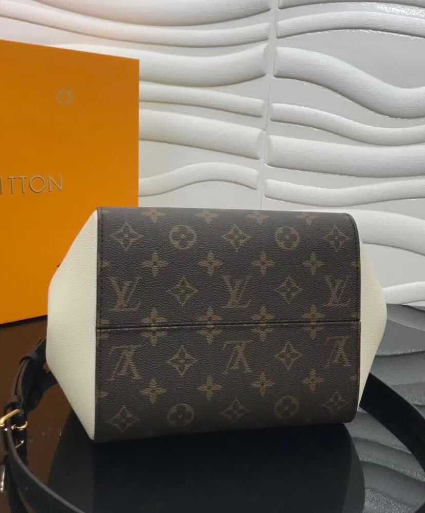 Louis Vuitton Fold Tote PM M45389 Red