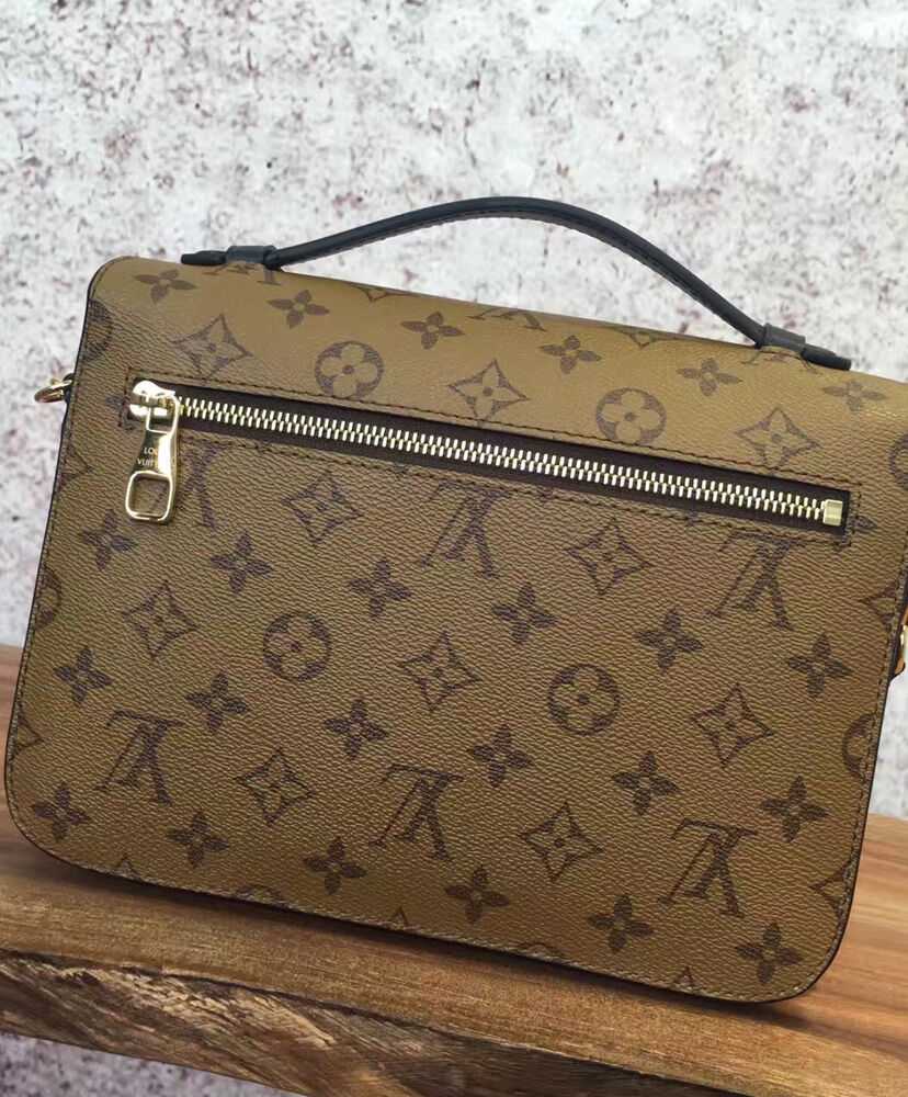 Louis Vuitton Pochette Metis M41465 Coffee