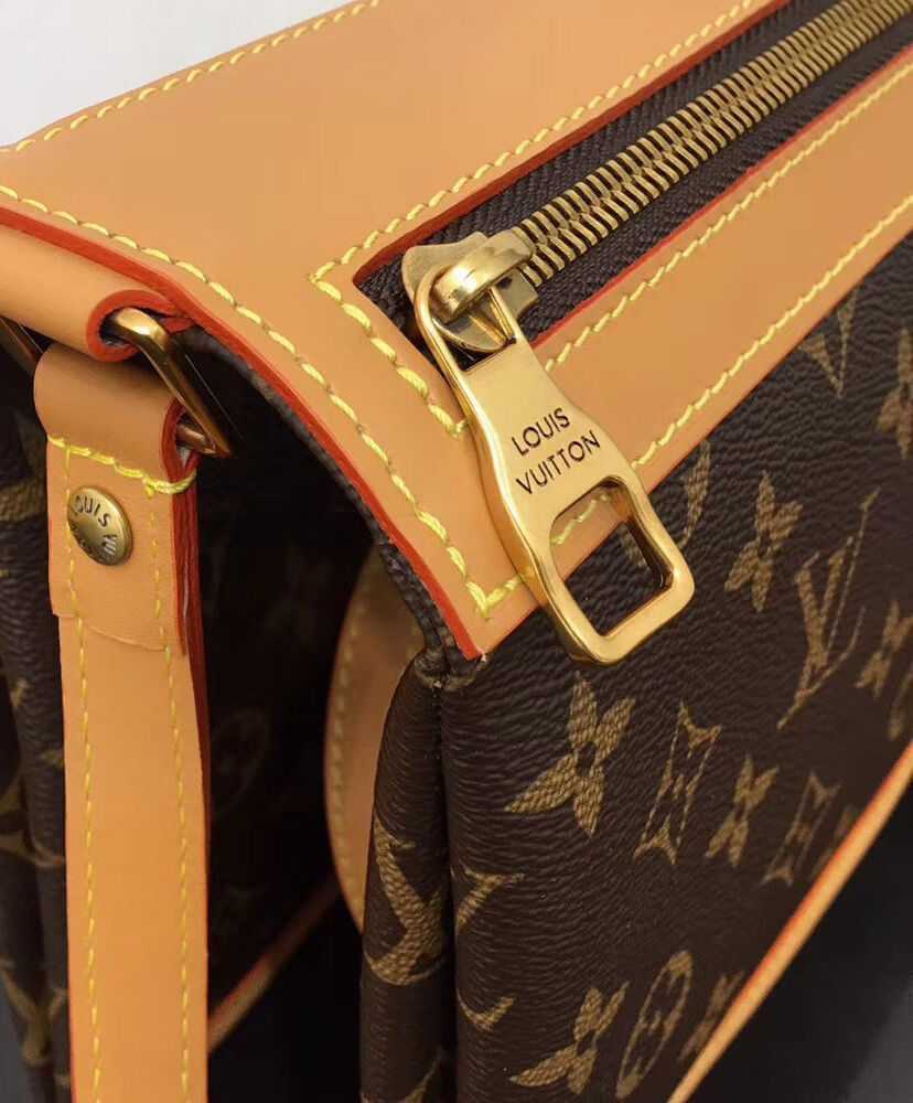 Louis Vuitton Saumur Messenger PM M44879