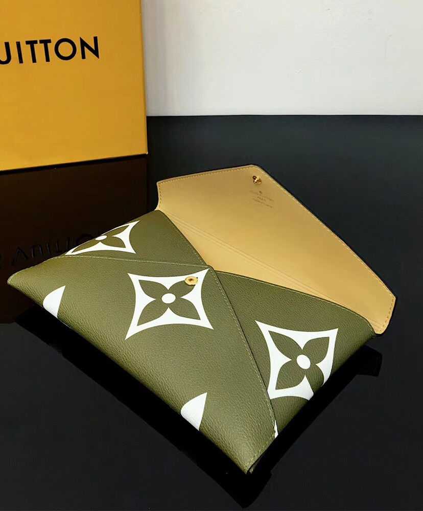 Louis Vuitton Pochette Kirigami M67600 Green