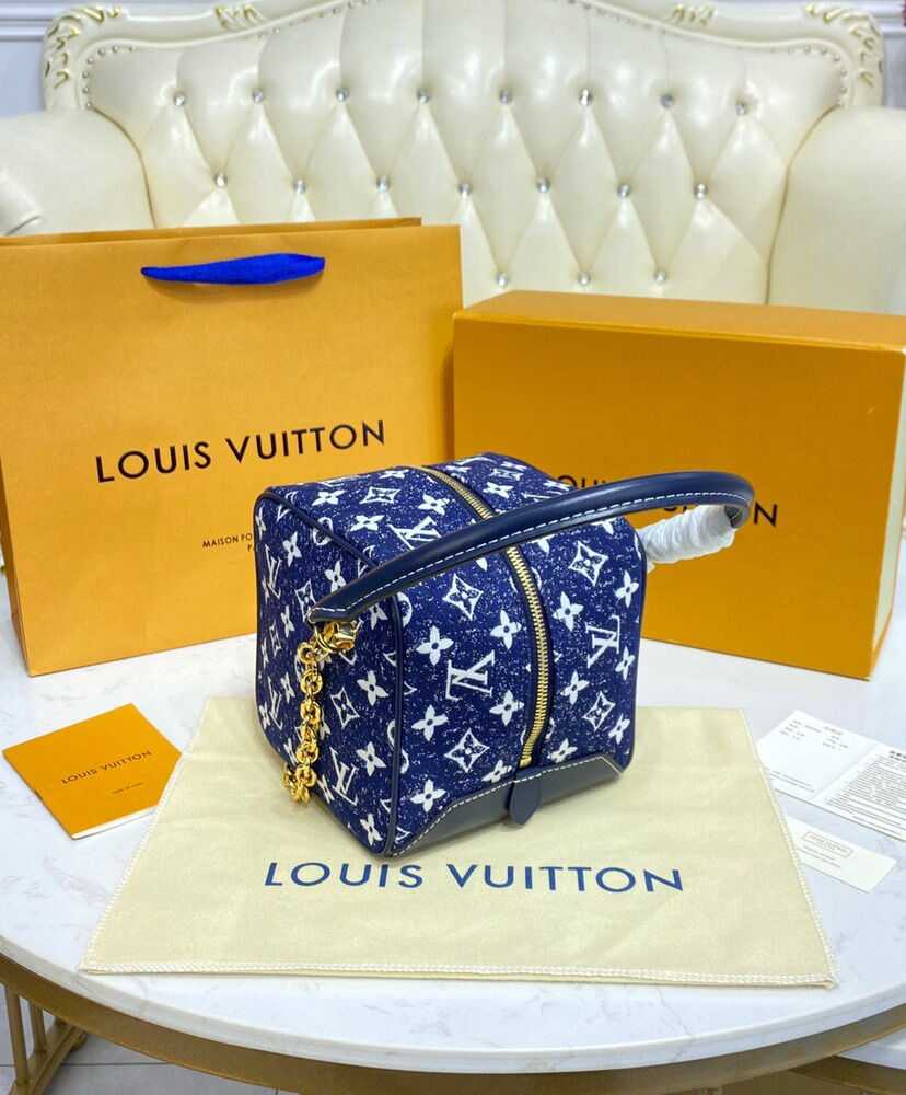 Louis Vuitton Square Bag M59611 Blue