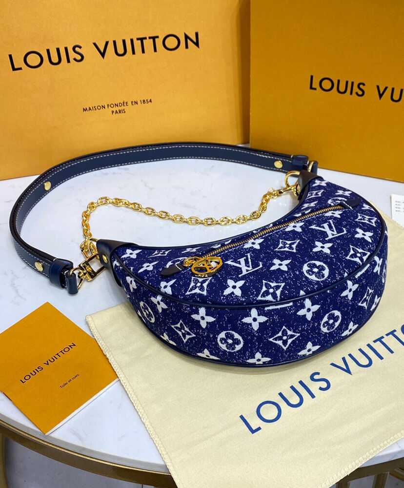 Louis Vuitton Loop M81166 Blue