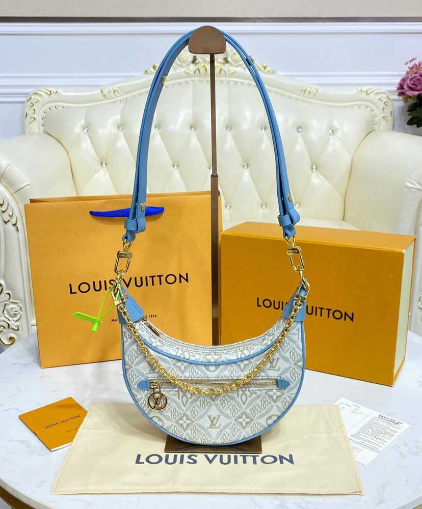 Louis Vuitton Loop Bag M81094 Blue