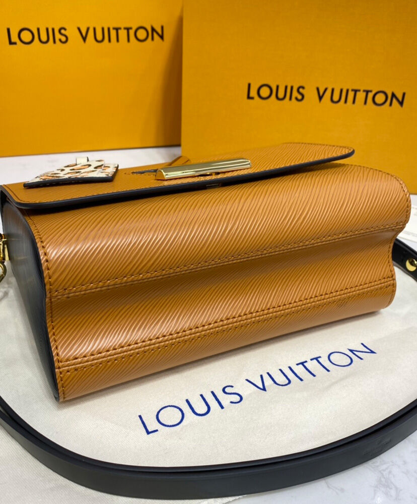 Louis Vuitton Twist MM M58568 Coffee