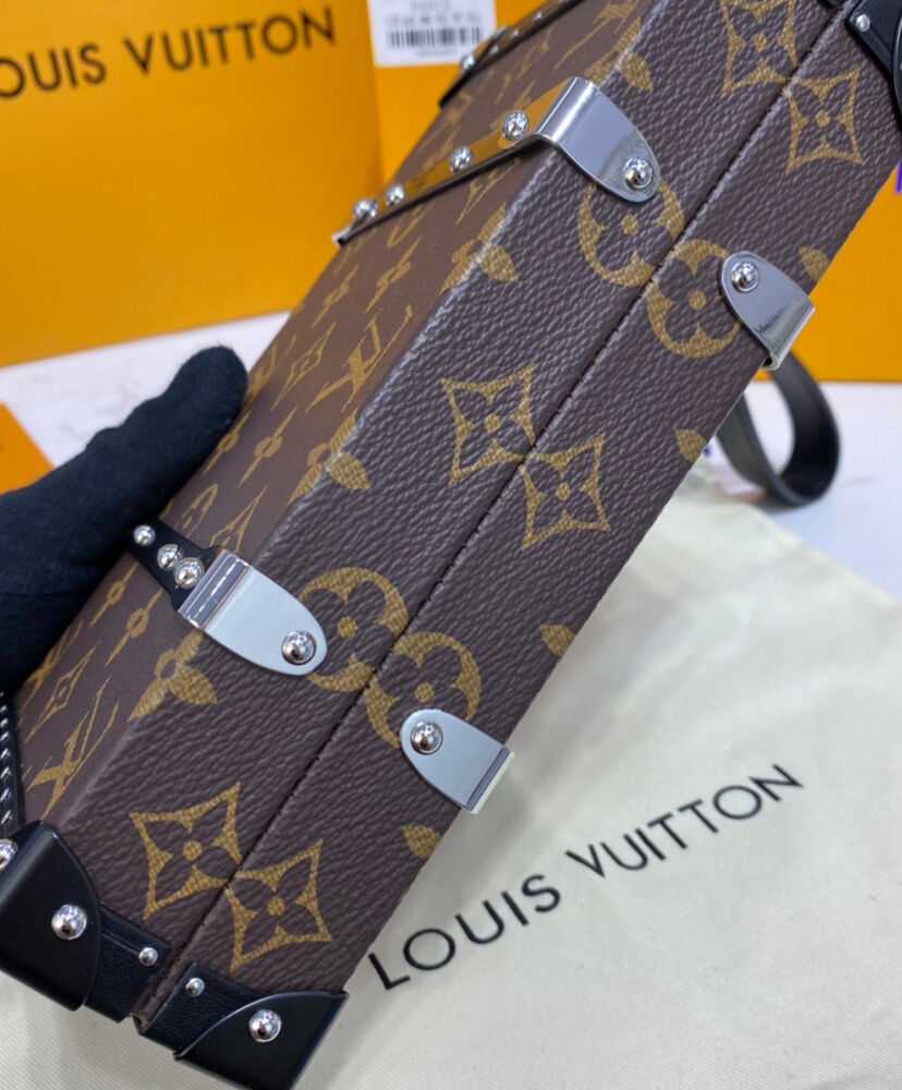 Louis Vuitton Wallet Trunk M20250 Black