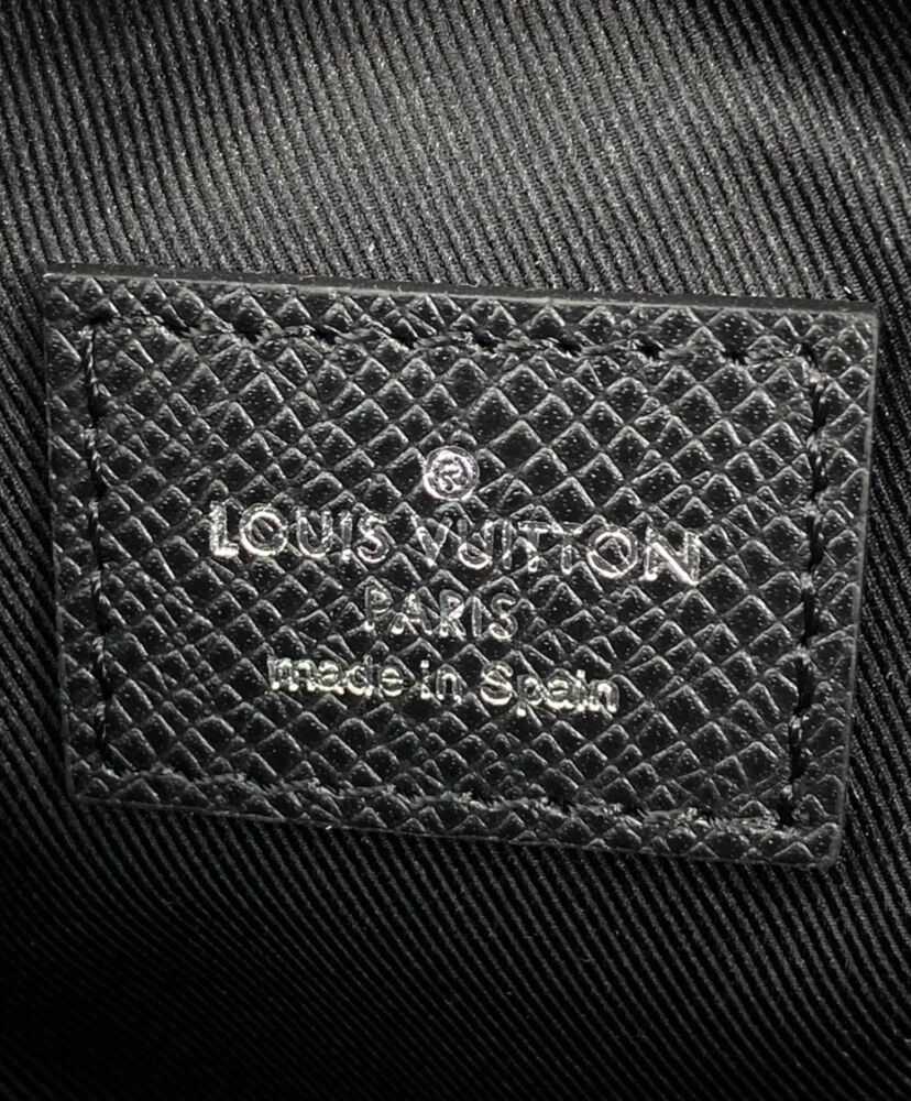 Louis Vuitton Outdoor Slingbag M30741 Black