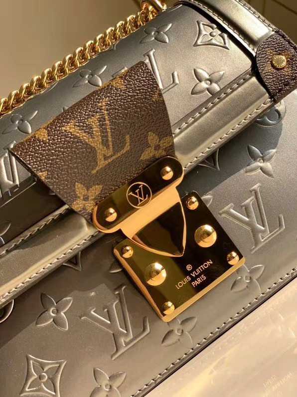 Louis Vuitton Outlet original Monogam vernis M90445 grey