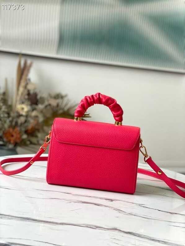 Louis Vuitton Outlet TWIST MM M58688 Pondichery Pink