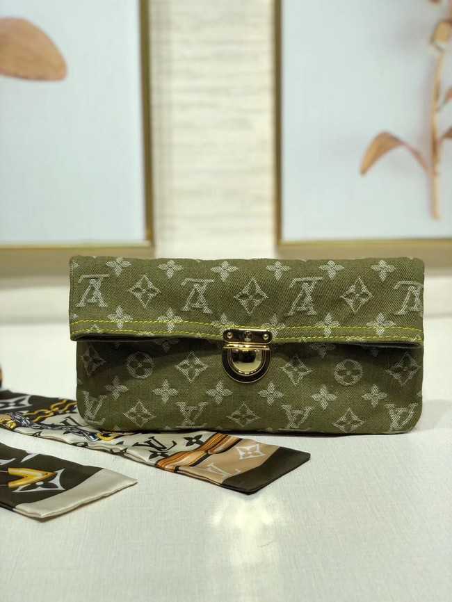 Louis Vuitton Outlet Denim Clutch bag M44472 green