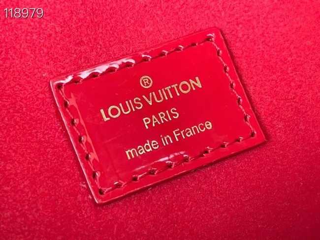 Louis Vuitton Outlet Monogram Vernis COUSSIN MM M57783 black