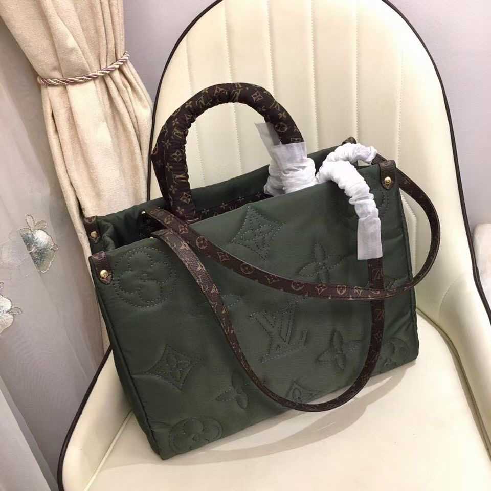 Louis Vuitton Outlet ONTHEGO GM M59005 green