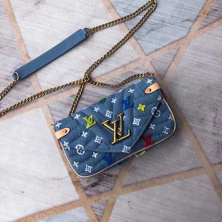 Louis Vuitton Outlet NEW WAVE Chain Bag M67531