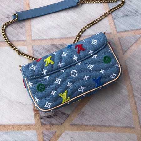 Louis Vuitton Outlet NEW WAVE Chain Bag M67531