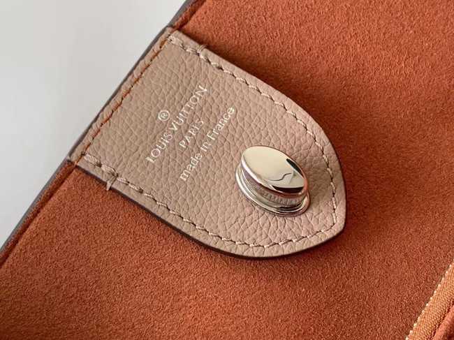 Louis Vuitton Outlet original LOCKME GO M55028 apricot