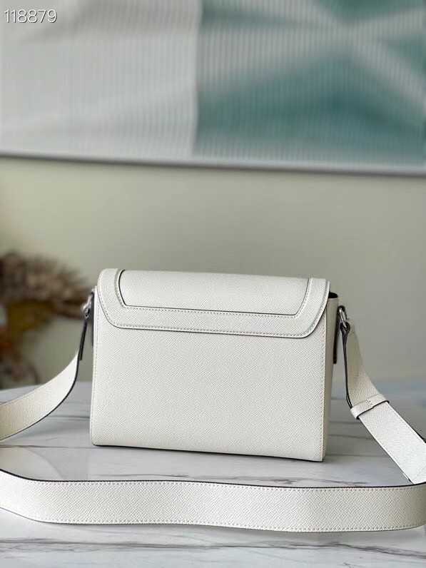 Louis Vuitton Outlet NEW FLAP MESSENGER M30807 white