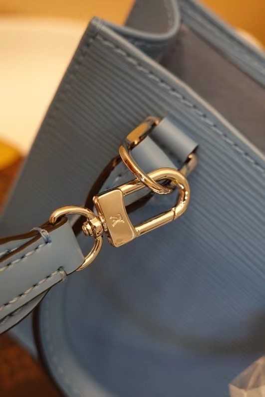 Louis Vuitton Outlet PETIT SAC PLAT M80168 blue