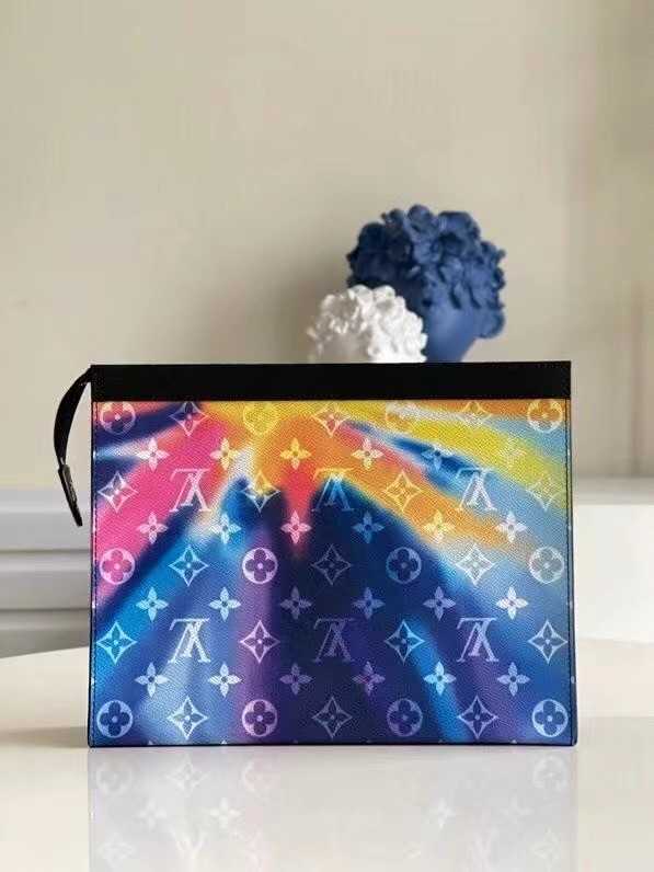 Louis Vuitton Outlet POCHETTE VOYAGE MM M61692 blue