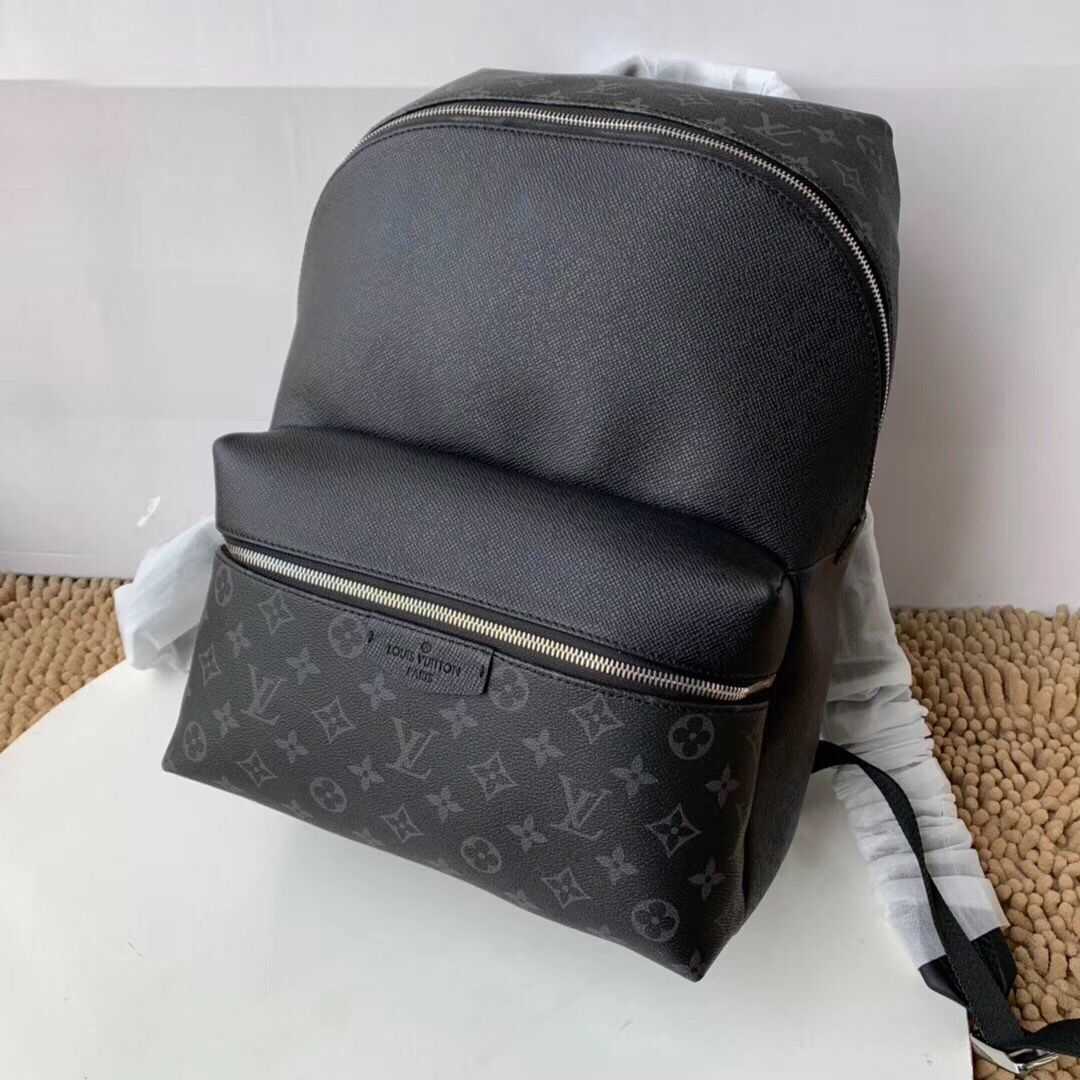 Louis Vuitton Outlet original Discovery knapsack M30230 black