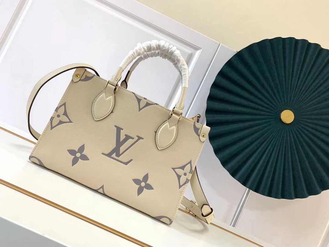 Louis Vuitton Outlet Original Onthego small tote bag M45653 cream