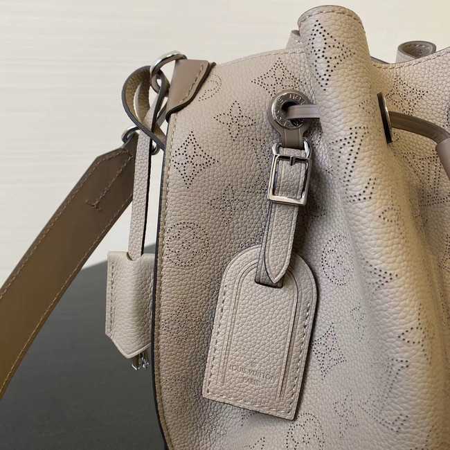 Louis Vuitton Outlet original Mahina Leather MURIA M55800 grey