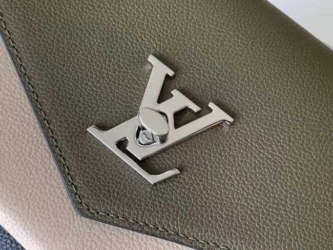 Louis Vuitton Outlet MYLOCKME BB M55522 apricot&green