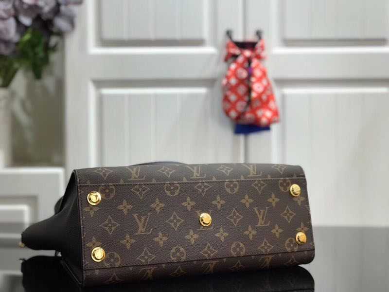 Louis Vuitton Outlet Original ON MY SIDE M53823 black