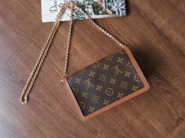 Louis Vuitton Outlet Original Monogram Canvas DAUPHINE CHAIN WALLET M68746