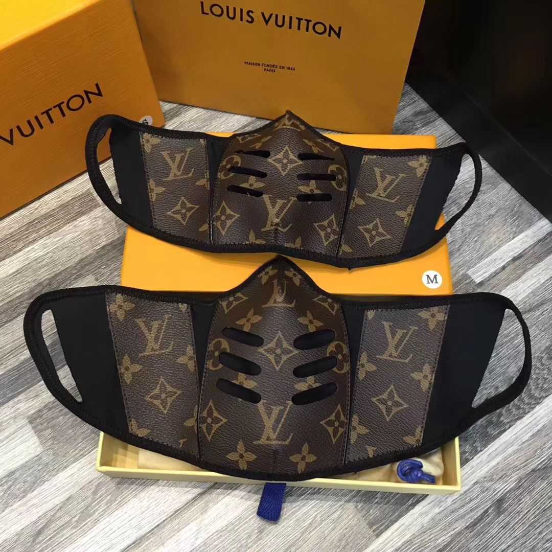 Louis Vuitton Outlet Monogram Canvas Masks M6666 Black