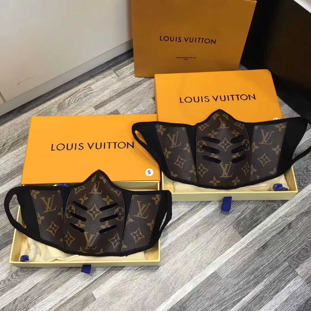 Louis Vuitton Outlet Monogram Canvas Masks M6666 Black