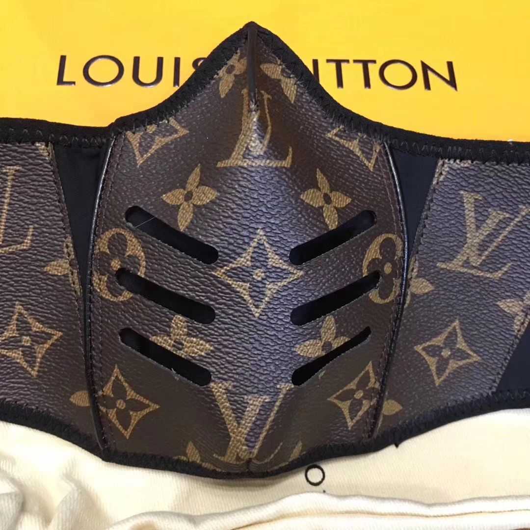 Louis Vuitton Outlet Monogram Canvas Masks M6666 Black