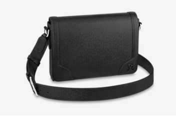 Louis Vuitton Outlet NEW FLAP MESSENGER M30807 black