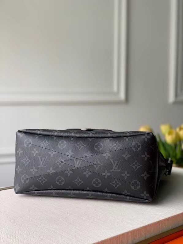 Louis Vuitton Outlet Monogram canvas M45216 black