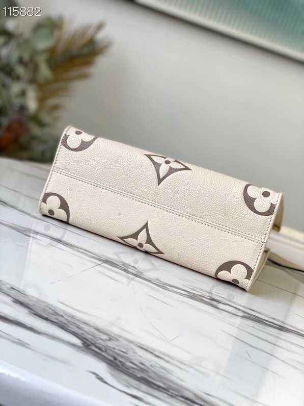 Louis Vuitton Outlet ONTHEGO PM - EXCLUSIVELY ONLINE M45654 cream