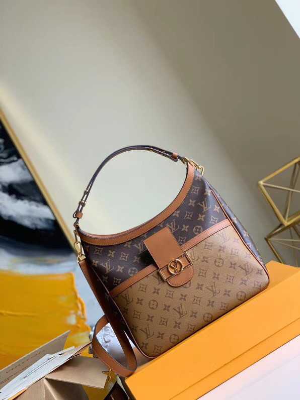 Louis Vuitton Outlet Monogram Canvas Original M44394