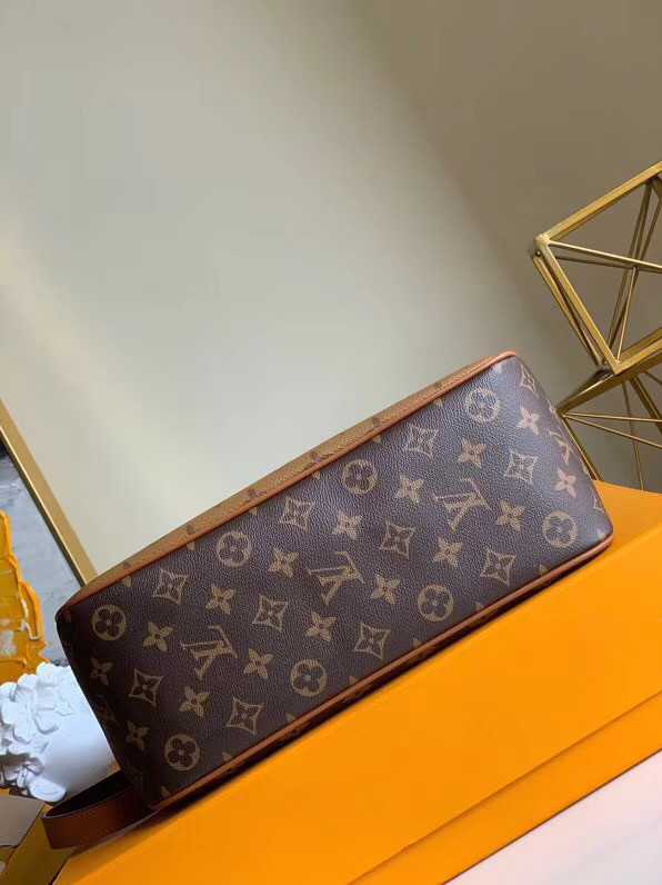 Louis Vuitton Outlet Monogram Canvas Original M44394