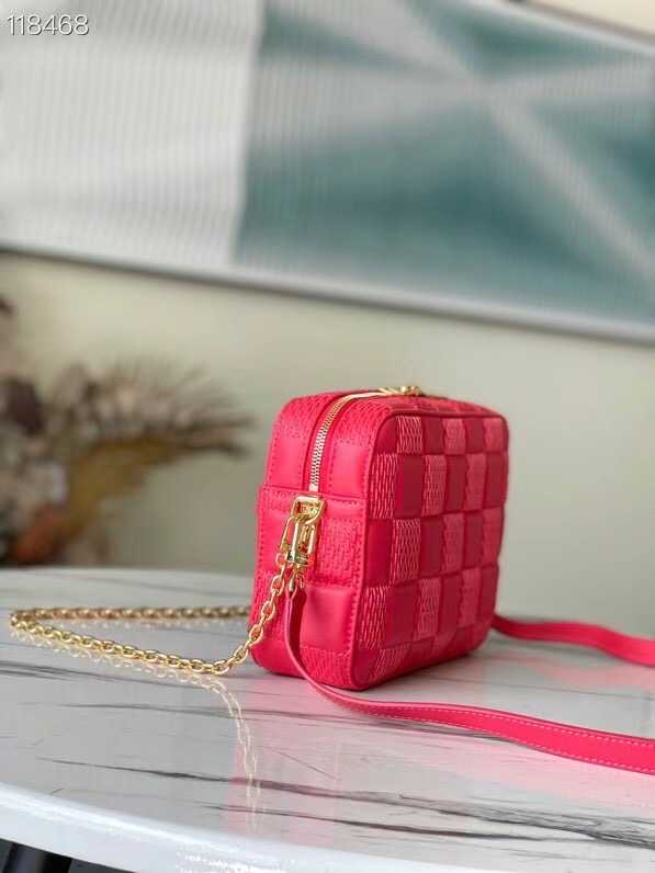 Louis Vuitton Outlet TROCA MM M59114 Pink