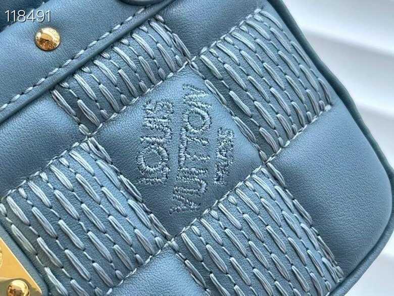 Louis Vuitton Outlet POCHETTE TROCA M59048 sky blue