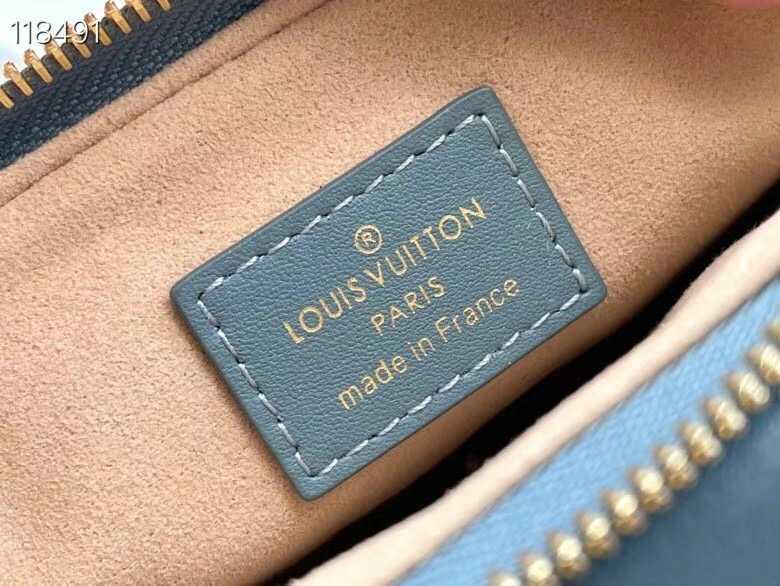 Louis Vuitton Outlet POCHETTE TROCA M59048 sky blue