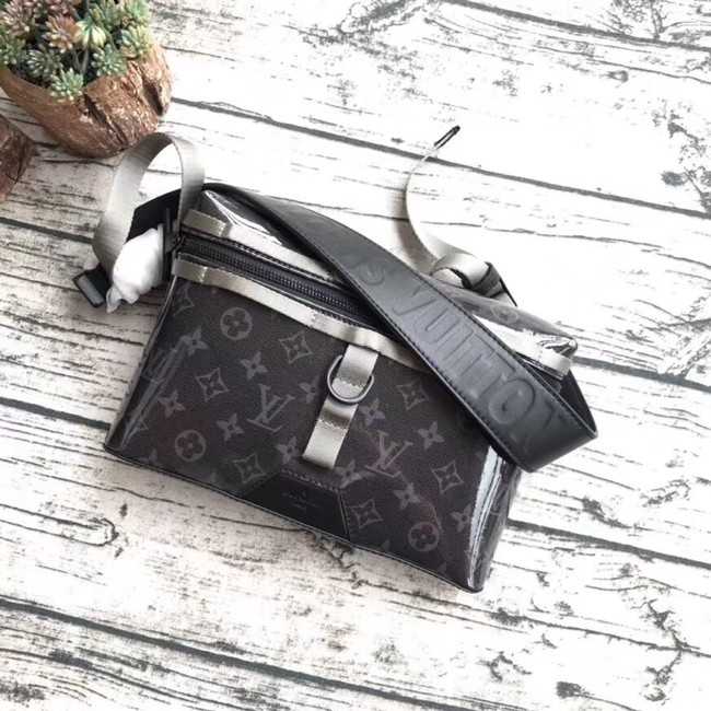 Louis Vuitton Outlet original MESSENGER PM M52218 black