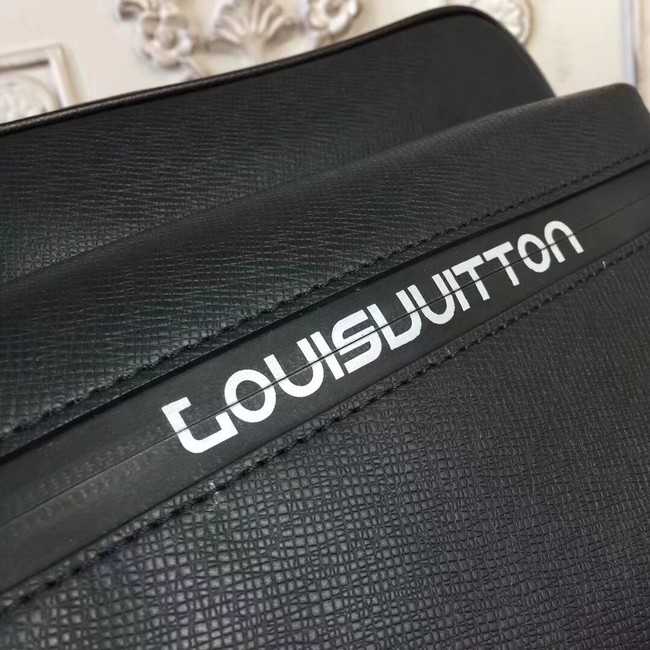 Louis Vuitton Outlet OUTDOOR MESSENGER PM M31003 Black