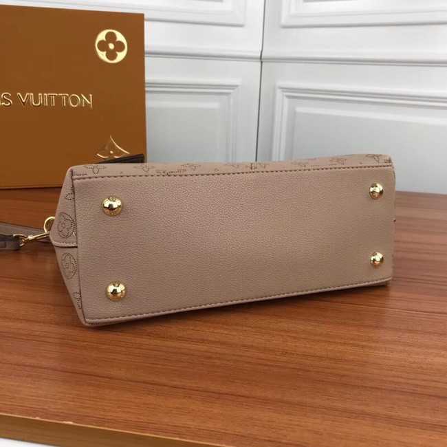 Louis Vuitton Outlet Mahina Leather m66817 apricot