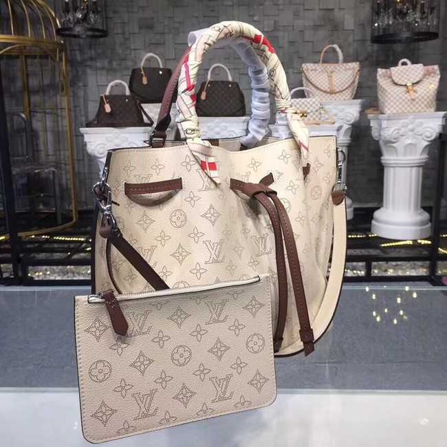 Louis Vuitton Outlet Original Mahina Leather GIROLATA M54401 off-white