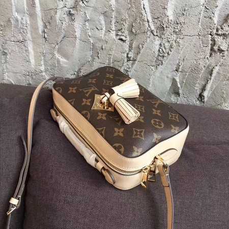 Louis Vuitton Outlet Monogram Canvas 44258 white